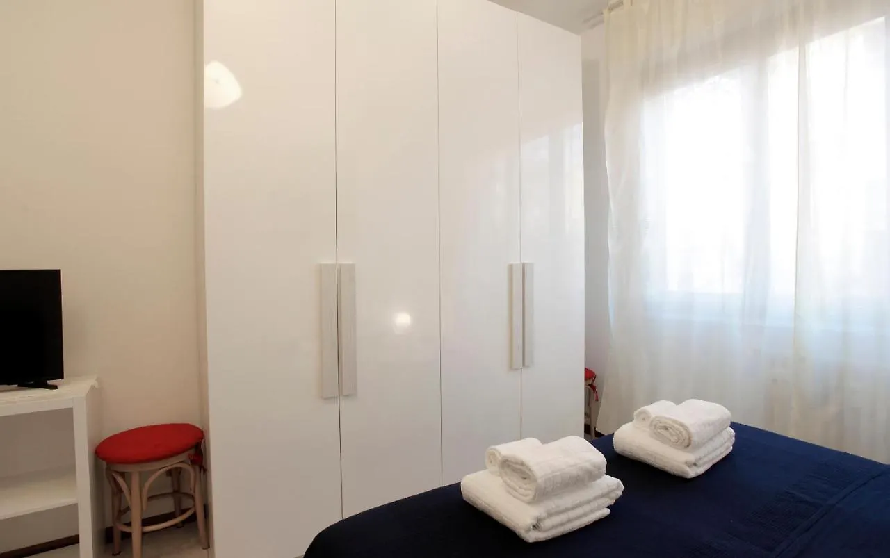 Bilocale Tortona District Apartment Milan Italy
